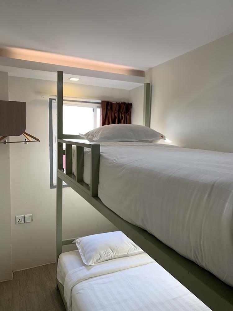 The Vibe Inn Γιανγκόν Εξωτερικό φωτογραφία
