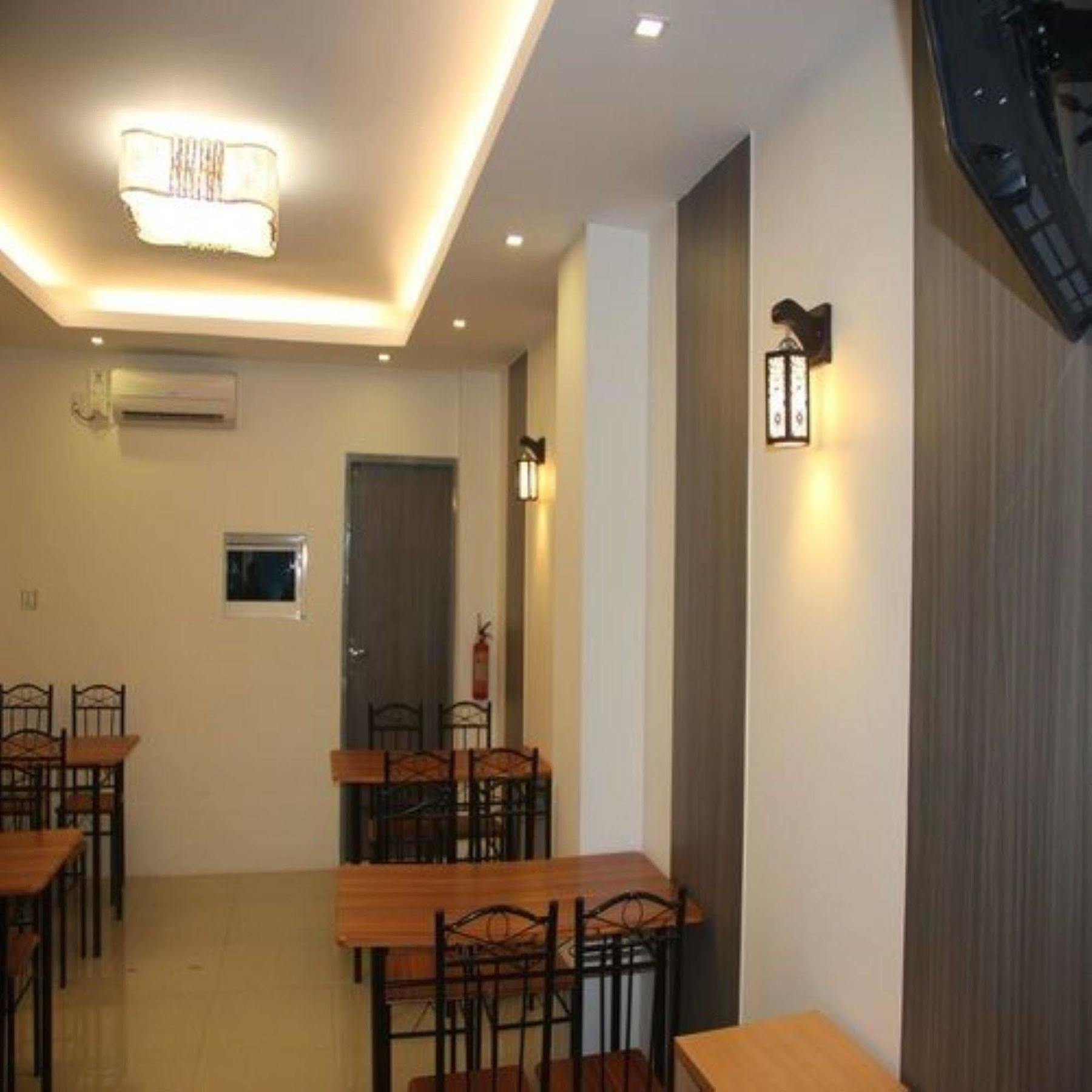The Vibe Inn Γιανγκόν Εξωτερικό φωτογραφία